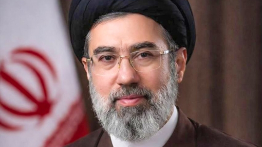 Mojtabá Jameneí: «Es fundamental seguir сon el bloqueo de Ormuz»