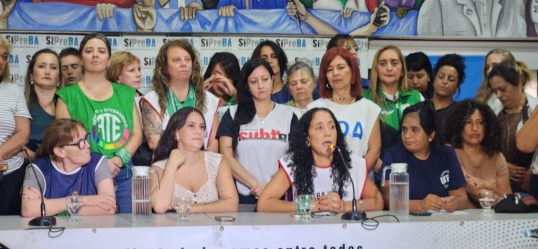 Este lunes se movilizan sindicatos y movimientos sociales por el 8M