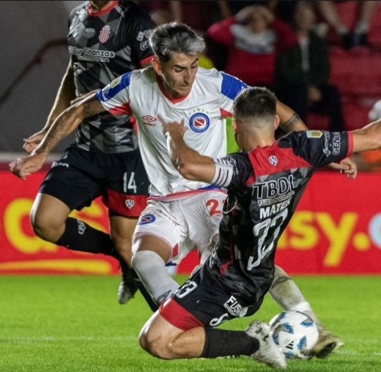 Liga Profesional de Fútbol: Argentinos enfrenta a Barracas Central