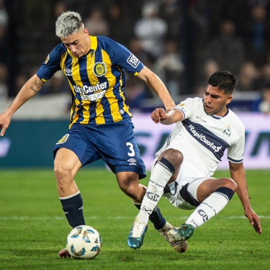 Liga Profesional de Fútbol: Gimnasia perdió con Rosario Central en el «bosque»