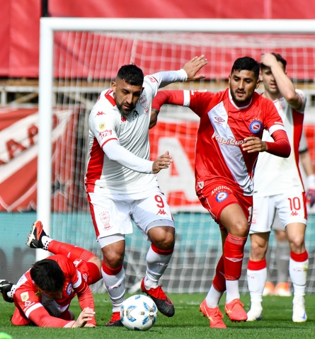 Liga Profesional de Fútbol: Argentinos Juniors empató sin goles con Huracán