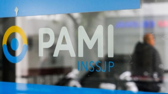 PAMI: Médicos de cabecera paran y se movilizan a la oficina central