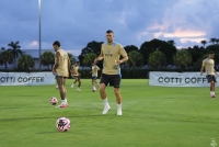 Selección Argentina: Pezzella y Guido Rodríguez se recuperaron y ya entrenan pensando en el próximo partido
