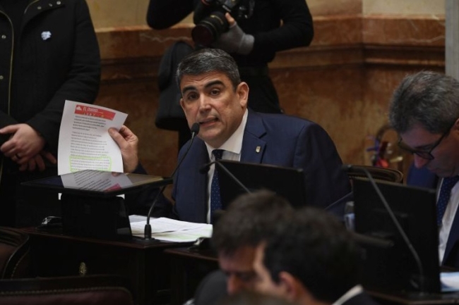 Bensusán advirtió sobre los fondos para las rutas: «Están cometiendo un delito, esto no termina bien»