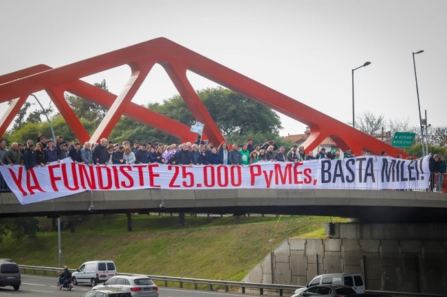El Fresu marchó ante el cierre de la PyME número 25.000 durante la gestión Milei