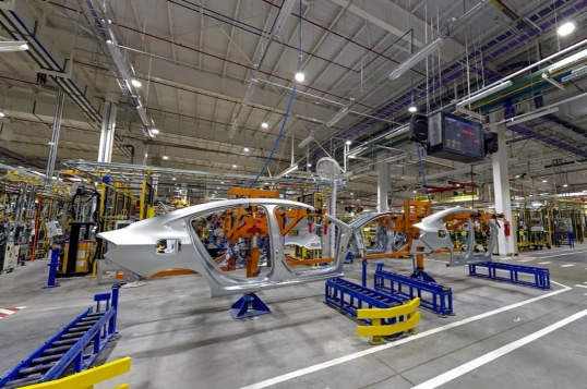 La producción automotriz cayó un 29,3% en noviembre interanual