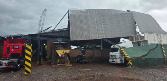Misiones: Temporal con fuertes ráfagas de viento y granizo afectó a varios municipios de la zona centro