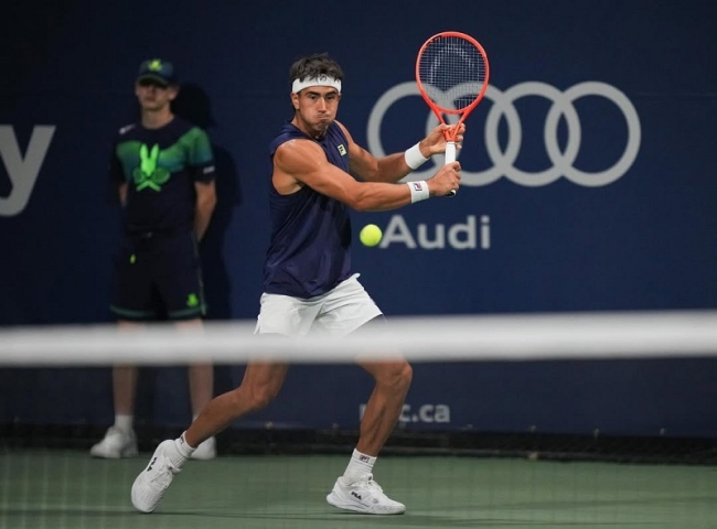 Masters 1000 de Shanghái: Comesaña y Ugo Carabelli avanzan en el torneo