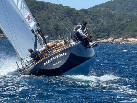 El velero argentino «Matrero» levantó un nuevo trofeo en el sur de Francia