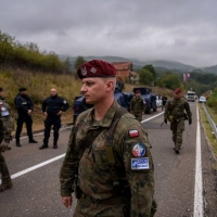 Llaman a los líderes de Serbia y Kosovo a rebajar tensiones