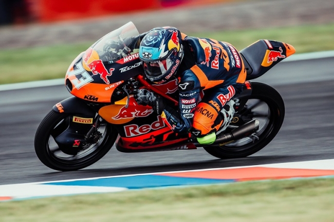 Moto 3: El argentino Valentín Perrone, se cayó y no pudo sumar puntos en el GP de Argentina