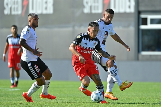 Liga Profesional: River visita a Deportivo Riestra, en el bajo flores