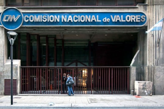 En medio de la estafa cripto: El Gobierno prepara más regulaciones