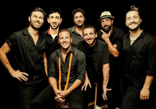 Los Eternos cumbia y Operación Rosa Rosa juntos en una nueva edición de la Fiesta Eterna