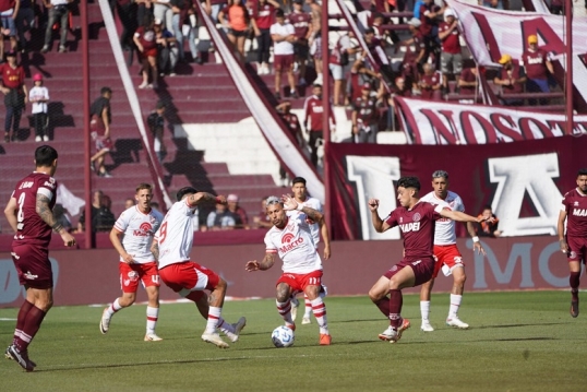 Torneo apertura de la Liga Profesional de Fútbol: Instituto enfrenta a Lanús