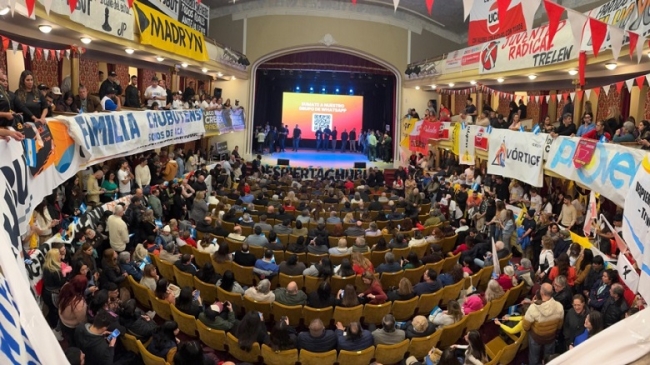 El gobernador Ignacio Torres lanzó el Frente «Despierta Chubut»
