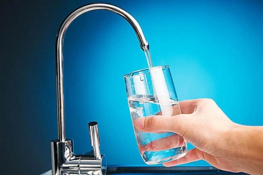 La Justicia suspende por seis meses cortes de agua residenciales por falta de pago