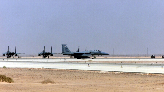 Un país del Golfo Pérsico bloquea el acceso a sus bases y espacio aéreo de fuerzas de EE.UU.