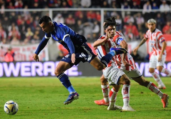 Torneo clausura de fútbol: Talleres juega ante Unión de Santa Fe