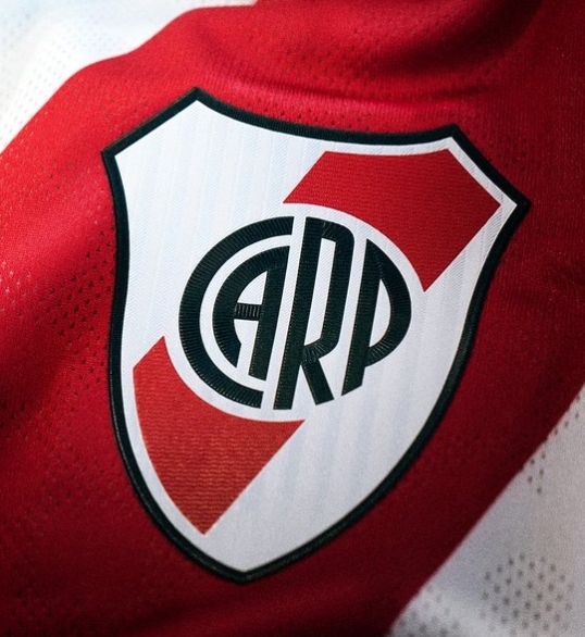 River Plate confirmó el regreso de Rafael Santos Borré
