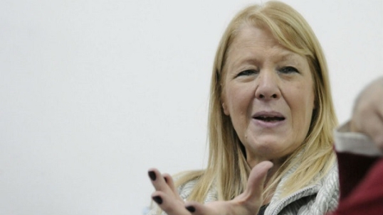 Stolbizer aseguró que el dinero de Kueider «podría ser una coima por cambiar su voto en la Ley Bases»