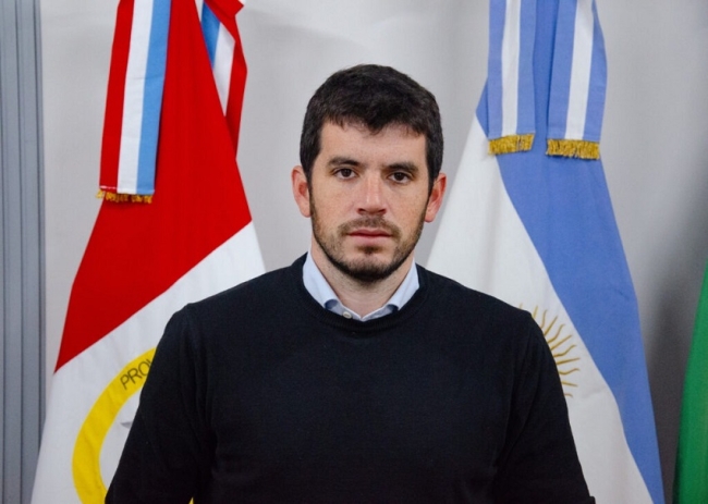 Leonel Chiarella, Pte. UCR: “En el Gobierno Nacional, o hay sobresueldos o están robando”