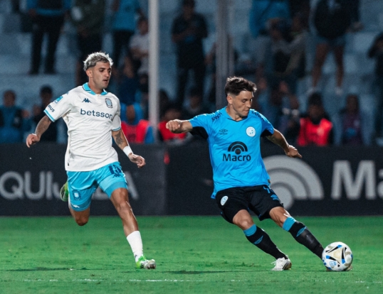 Torneo apertura de la Liga Profesional de Fútbol: Racing le ganó por 2-1 a Belgrano