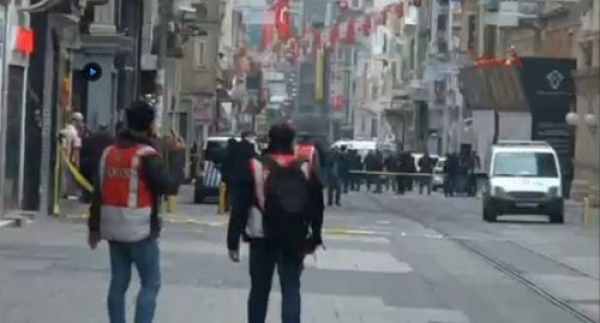 Turquía acusa al Estado Islámico del ataque de Estambul, causando la muerte a 4 personas