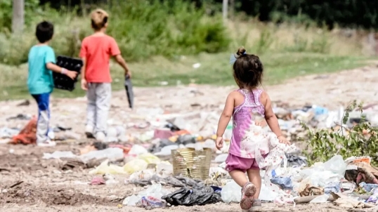 La inseguridad alimentaria afectó a 4,3 millones de niños en 2024, en el país