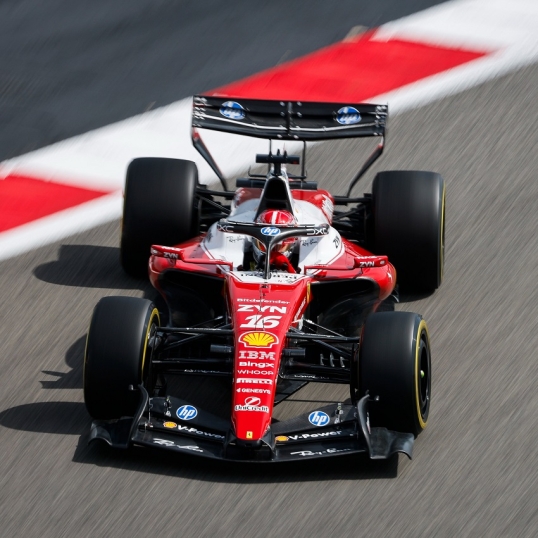 Fórmula 1: Leclerc registró el mejor tiempo durante la sesión en Baréin