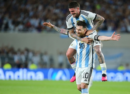 Un país rendido a los pies de Lionel Messi