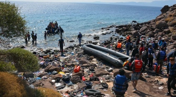 Un bebé y otros cuatro refugiados mueren frente a las costas turcas