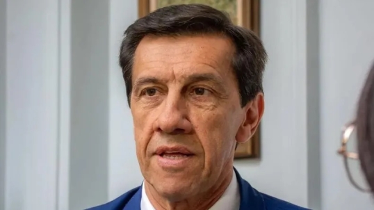 El gobernador Carlos Sadir admite que la suspensión de las PASO es para dividir al peronismo