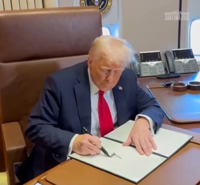 Trump, le impondrá aranceles del 30% a los productos de México y la Unión Europea