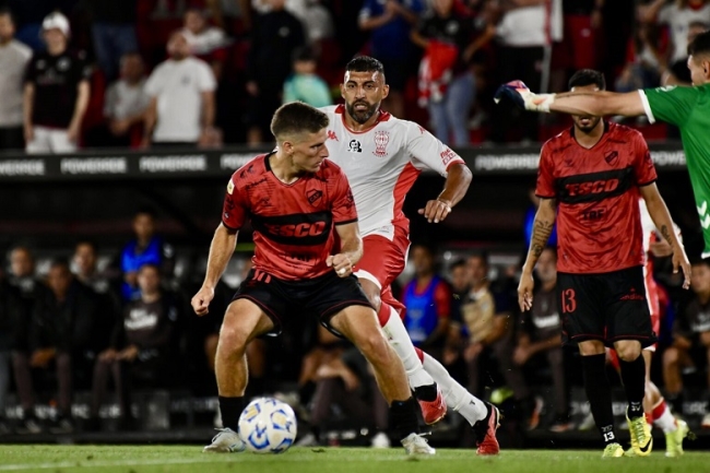 Liga Profesional de Fútbol: Huracán, le ganó 1-0 a Platense y mantiene la ilusión de ser campeón