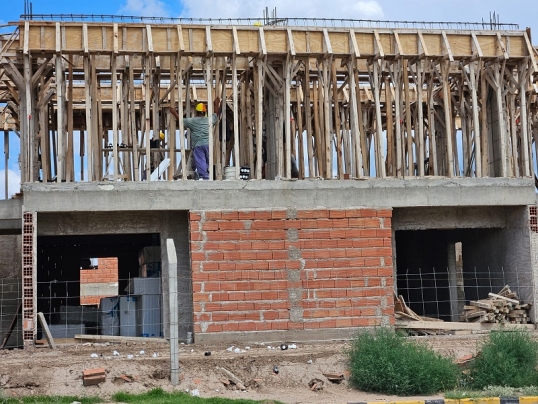 La Pampa: Desde la UOCRA advierten que 2.000 trabajadores de la construcción quedaron sin empleo