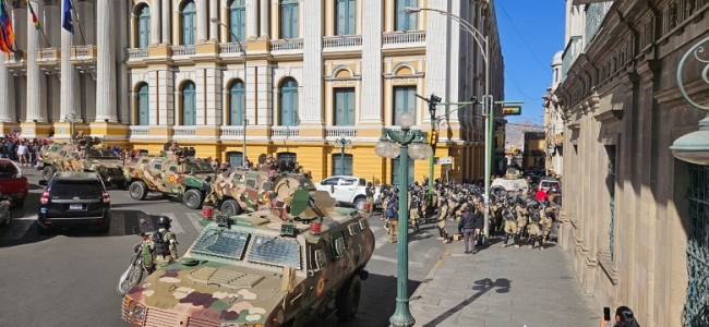 Bolivia: Arce denuncia «movilizaciones irregulares de algunas unidades del Ejército, la democracia debe respetarse»