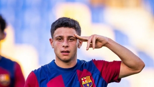 Independiente: Lucas Román, el juvenil argentino que juega en el Barcelona de España, es el nuevo refuerzo