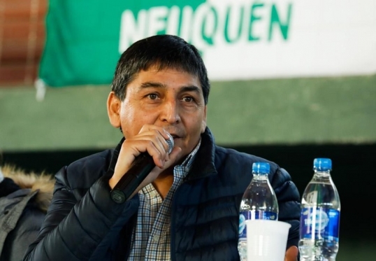 El líder sindical Carlos Quintriqueo lanzó el partido político Más Neuquén