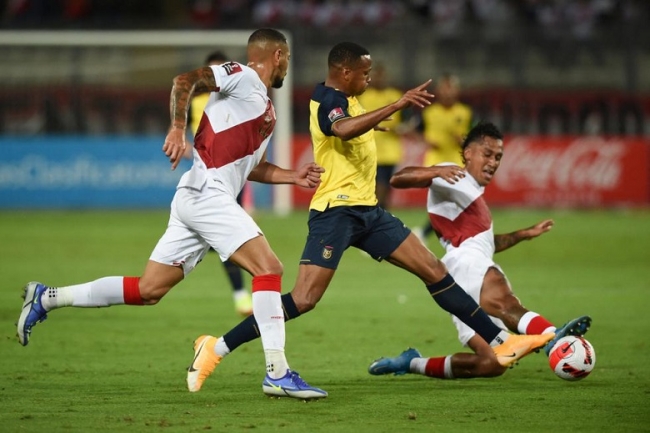 Eliminatorias sudamericanas Mundial 2026: Ecuador recibe hoy a Perú, Venezuela a Uruguay y Chile a Bolivia
