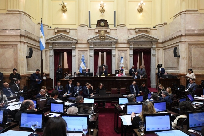 Los senadores no cobrarán el aumento