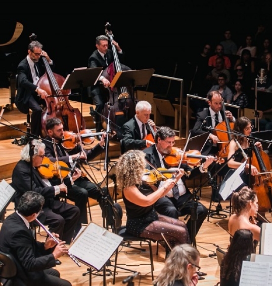 Folklore y tango con Las Cangemi en el Palacio Libertad