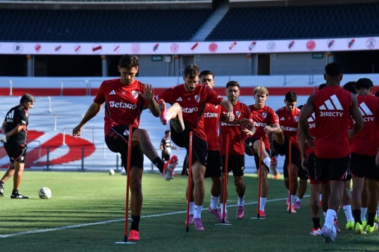 Torneo apertura de la Liga Profesional de Fútbol: River juega ante Barracas Central