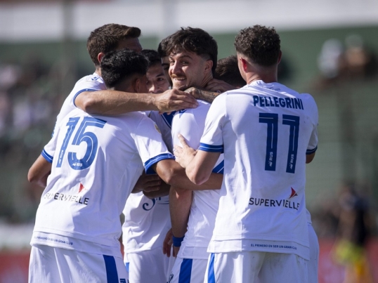 Torneo clausura de la Liga Profesional de Fútbol: Vélez le ganó por 2-0 a Sarmiento