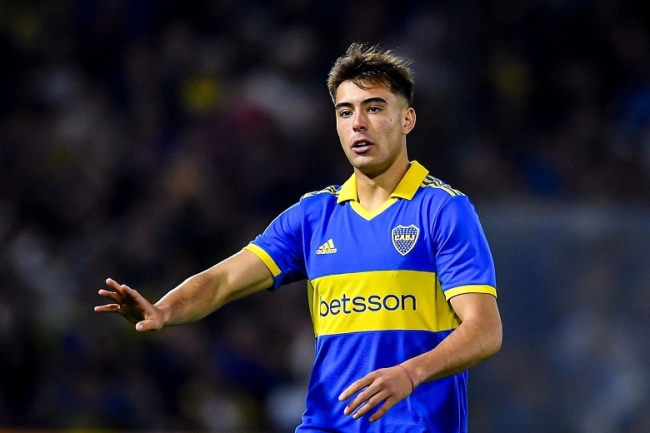 Boca: Anselmino se va al Chelsea