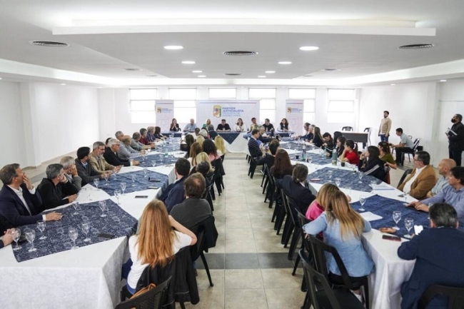 Los candidatos de MDF ganaron en la mayoría de los municipios, en las internas del PJ bonaerense
