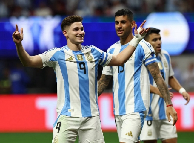 Copa América 2024:  Julián Álvarez volvió a marcar con la Selección Argentina