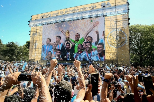 La Ciudad de Buenos Aires empieza a vivir el Mundial con un mega Fan Fest