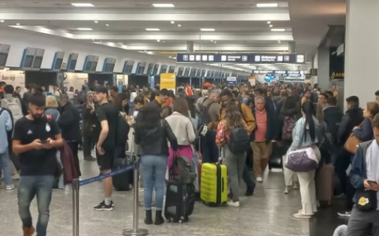 Gremios Aeronáuticos realizan asambleas de personal este viernes en aeroparque