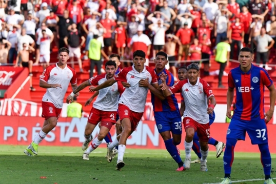 Torneo clausura de la Liga Profesional de Fútbol: San Lorenzo enfrenta a Huracán